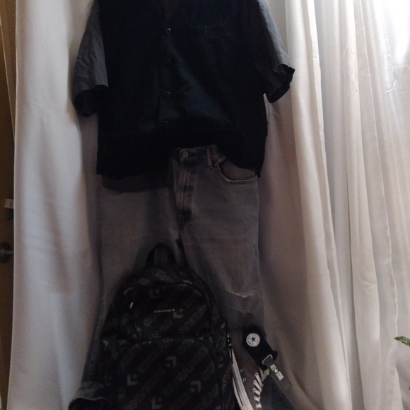 Converse Outfit With Bag & Watch - Picture 4 of 12